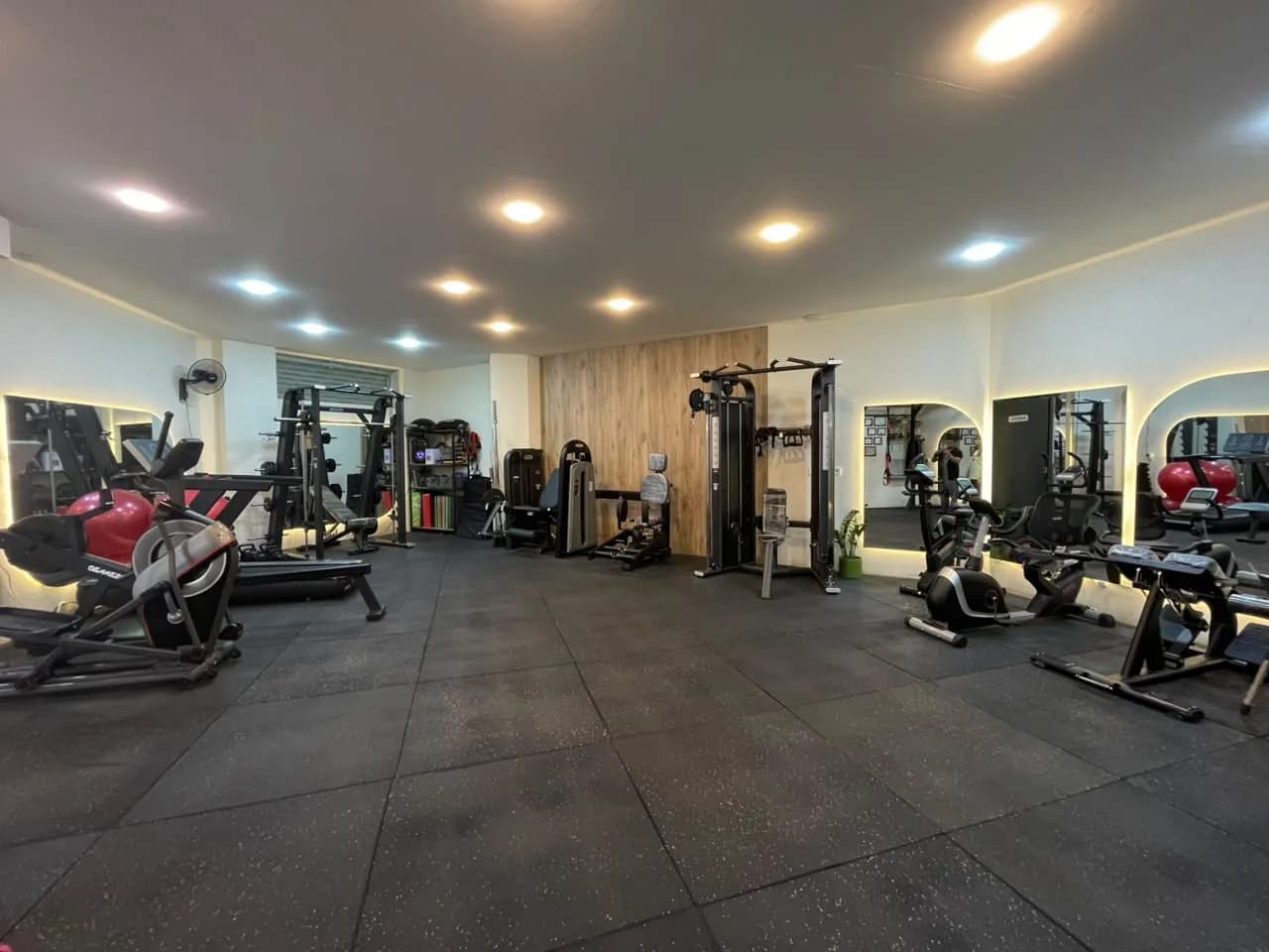 استودیو خانه تناسب| Fit house - تصویر ۱